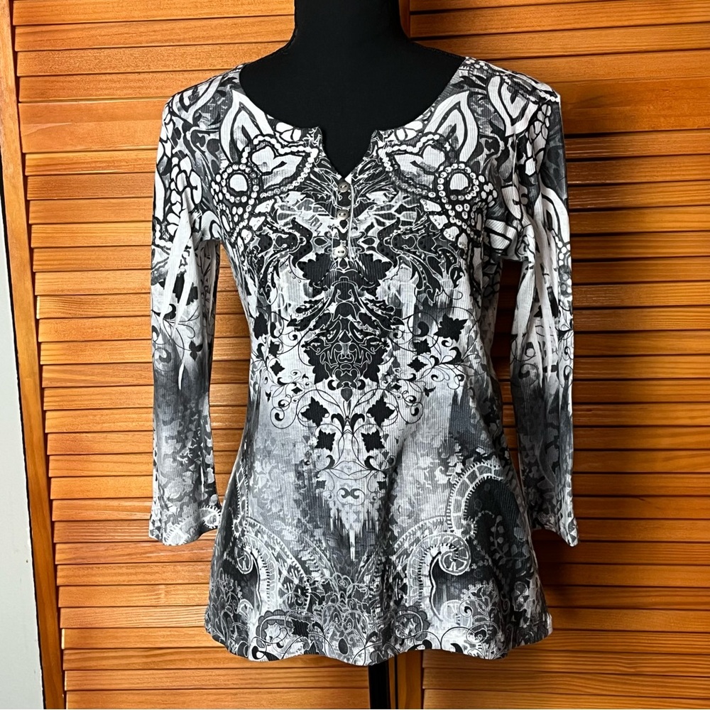 Style & Co. Black and White Long Sleeve Top